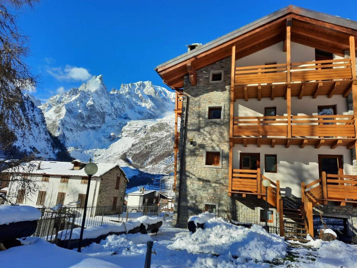 Hotel Aigle Courmayeur Exterior foto