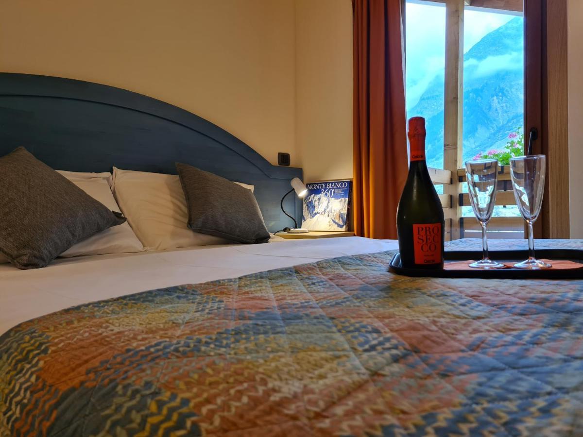 Hotel Aigle Courmayeur Exterior foto