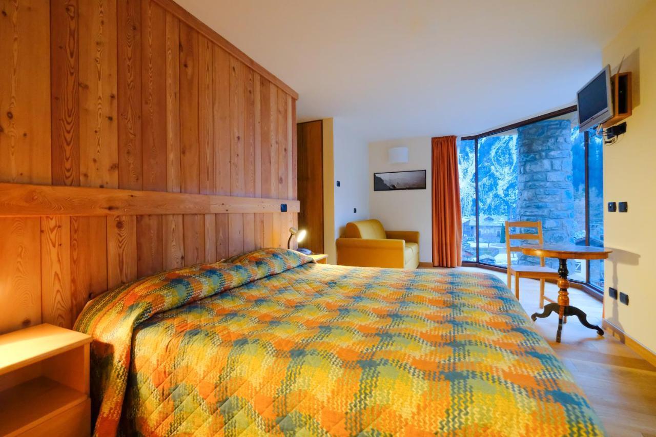 Hotel Aigle Courmayeur Exterior foto
