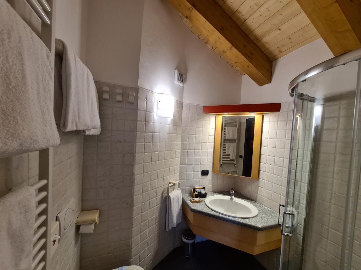 Hotel Aigle Courmayeur Exterior foto